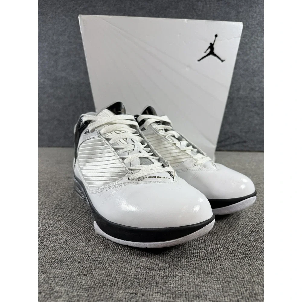 Jordan Air Jordan 2009 Shoes Mens 10.5 White Silver Black Sneakers 343084-161